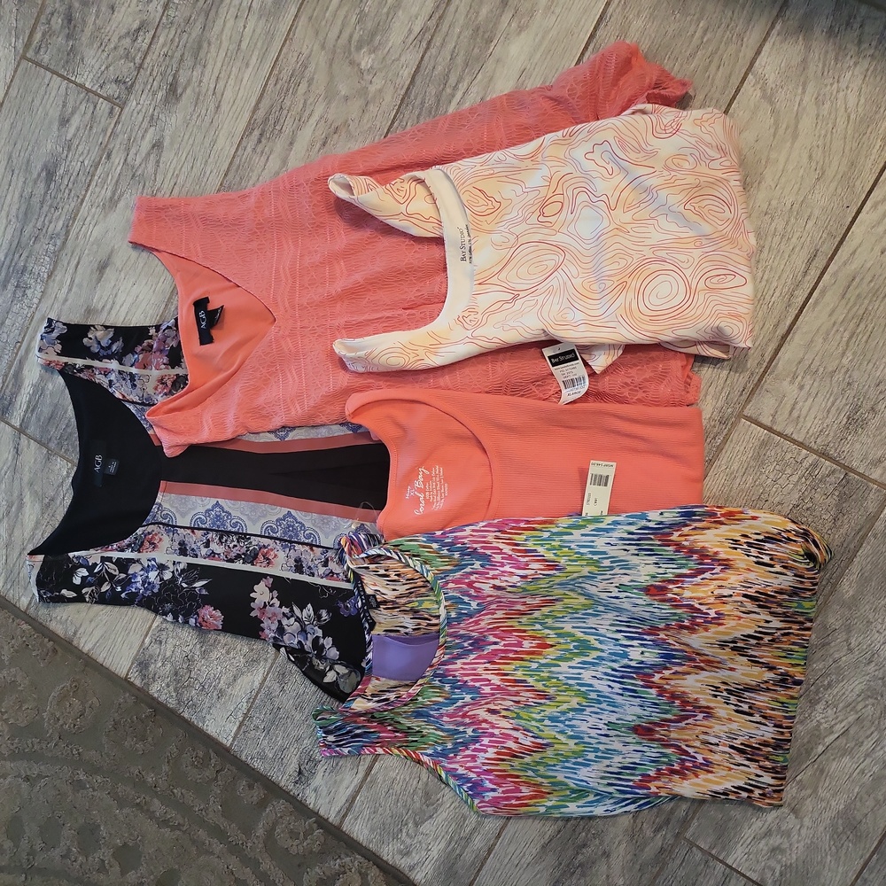 Bundle of sleeveless tops 3 with tags still on